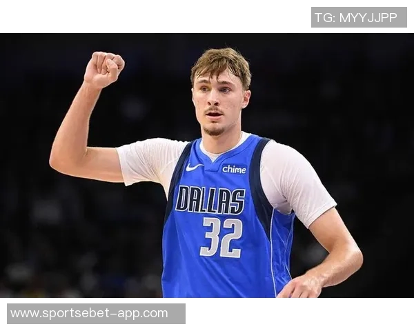 弗拉格18岁狂砍42分创纪录超越詹姆斯和科比18岁时的表现